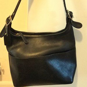 AUTHENTIC LEATHER COACH PURSE